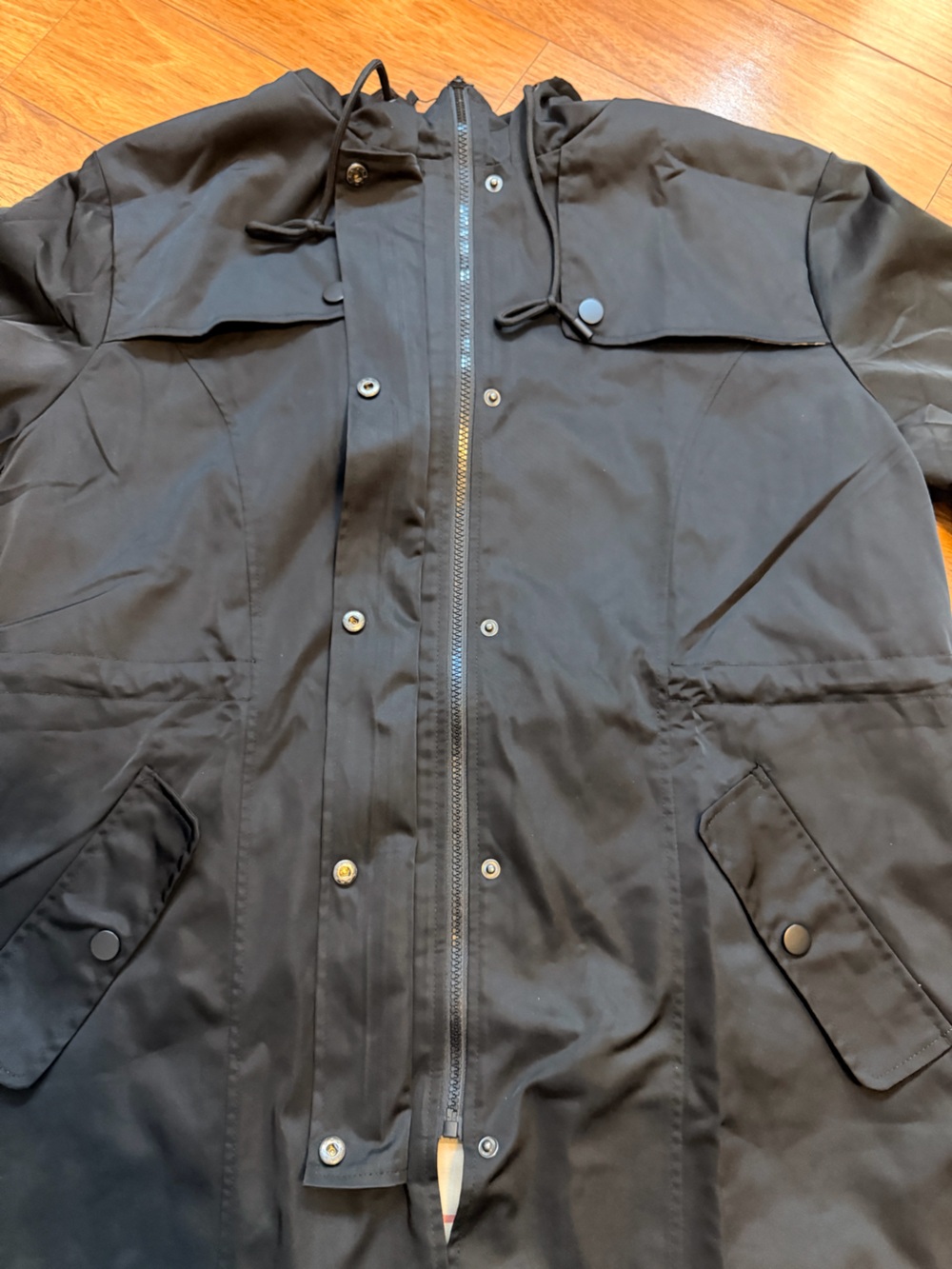 Saphirose Women’s Black Hooded Rain Coat with Plaid Lining Size XL - Picture 9 of 10